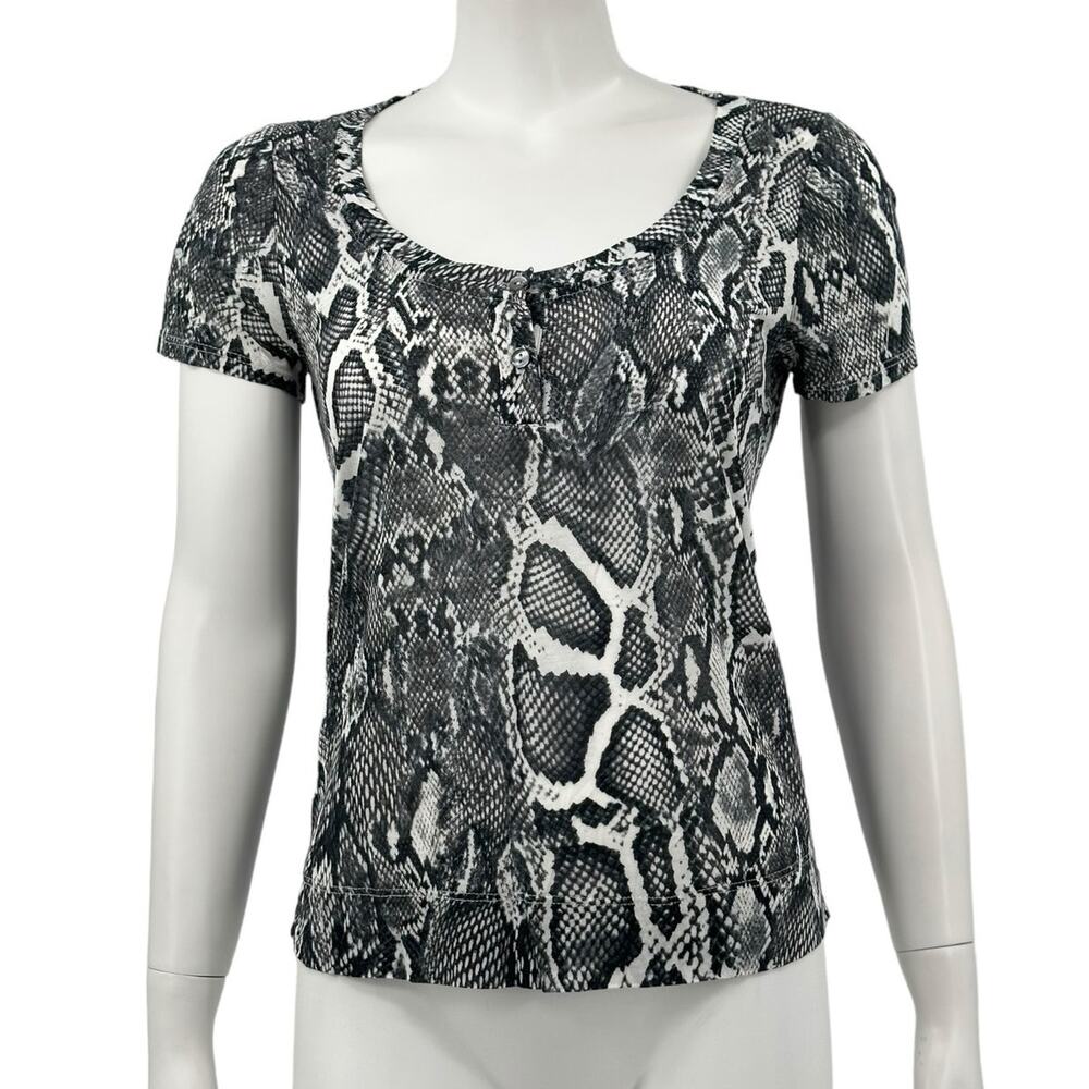 Velvet by Graham & Spencer Anthropologie Top Womens Small Henley Snake Mob Wife